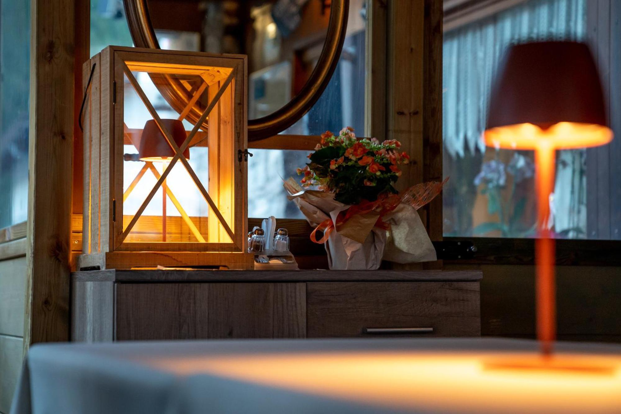 Garni Val Udai Hotel Mazzin Ngoại thất bức ảnh